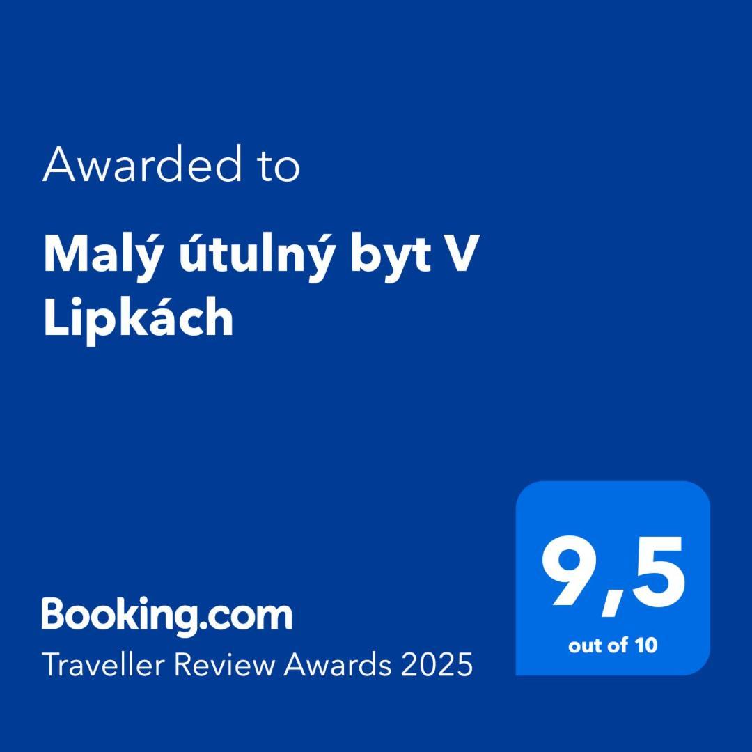 Maly Utulny Byt V Lipkach ฮราเดตสคราโลเว ภายนอก รูปภาพ